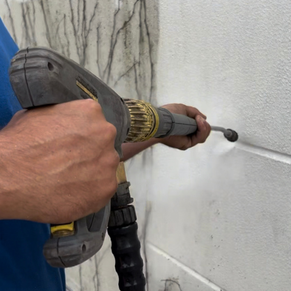 Nachher · Fassadenreinigung